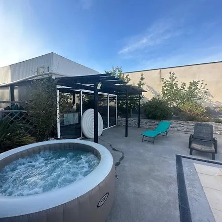 Superbe Appartement Avec Piscine Et Spa Privatif Villeneuve-lès-Béziers Esterno foto